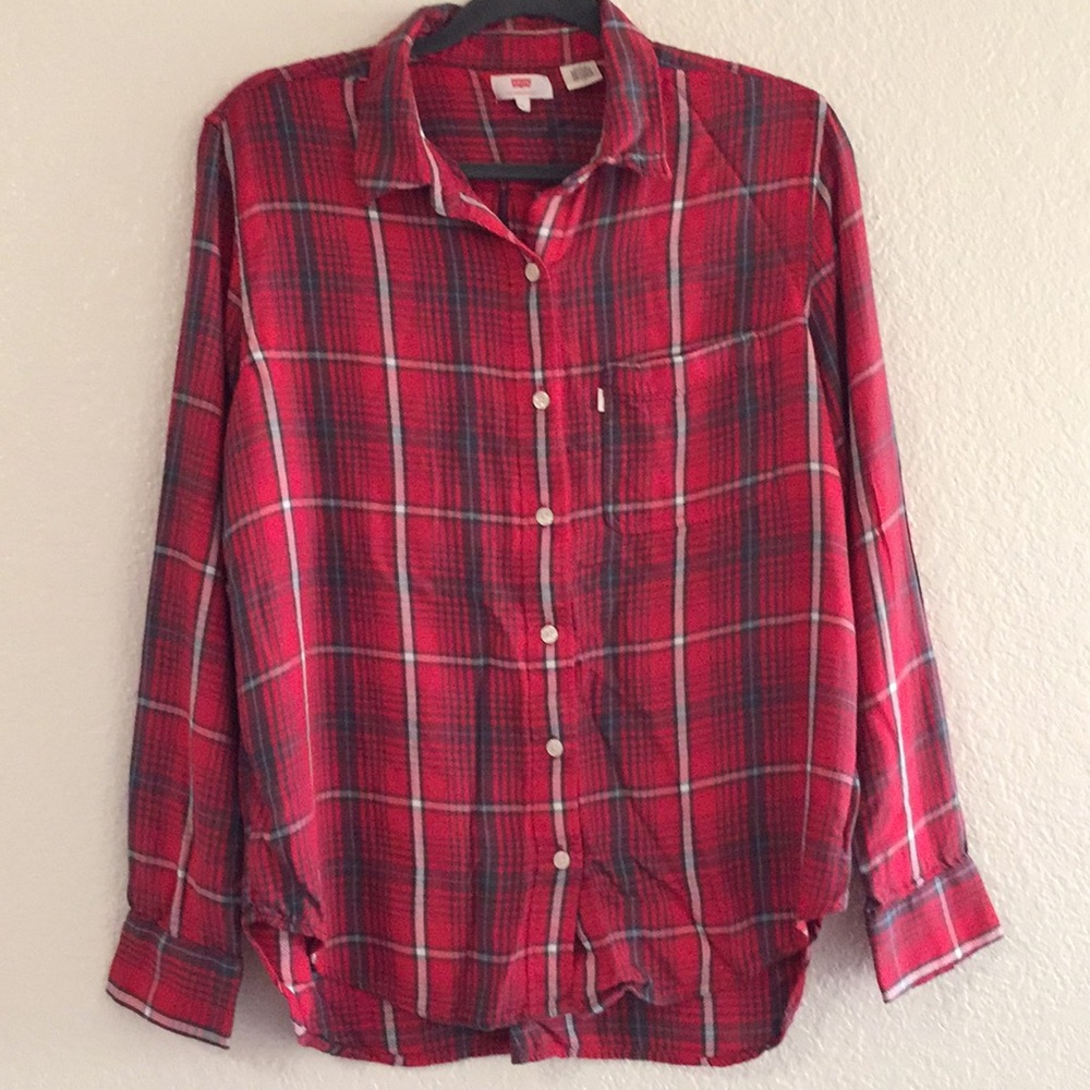 LEVIS red patterned shirt